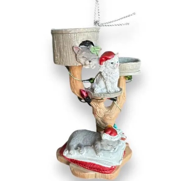 Cat Condo Ornament, NWT 🐾 - Picture 4 of 6